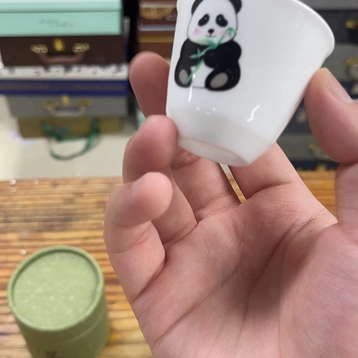 孤品茶具套装等。