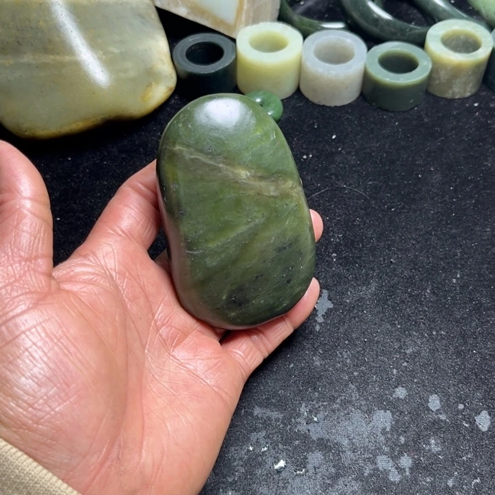 和田玉（糖玉）未镶嵌珠宝半成品