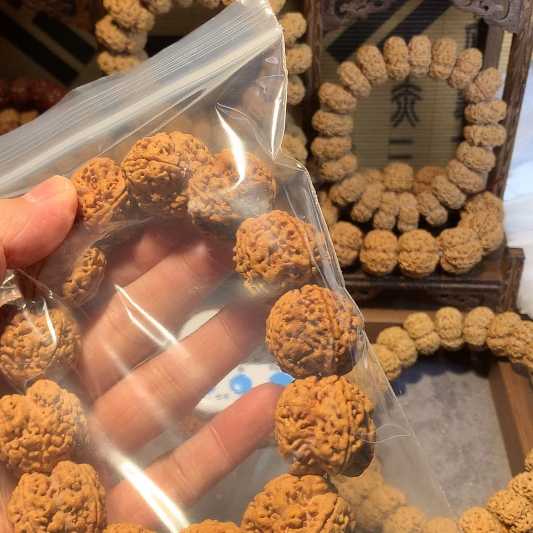 金刚菩提吊坠城**酒14…………