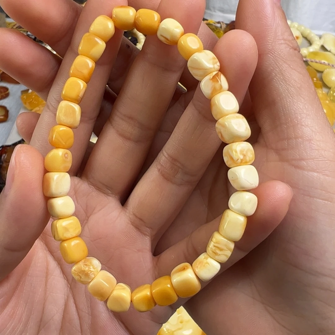 小***包蜜蜡未镶嵌裸石蜜蜡