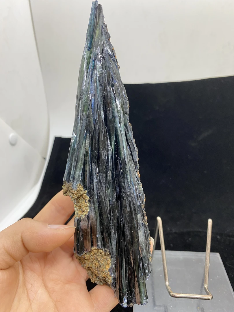 蓝铁矿标本摆件蓝铁矿原石晶体矿标