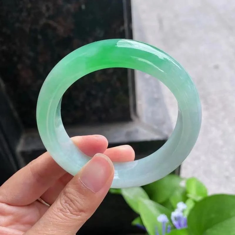 时尚缅风美人手镯