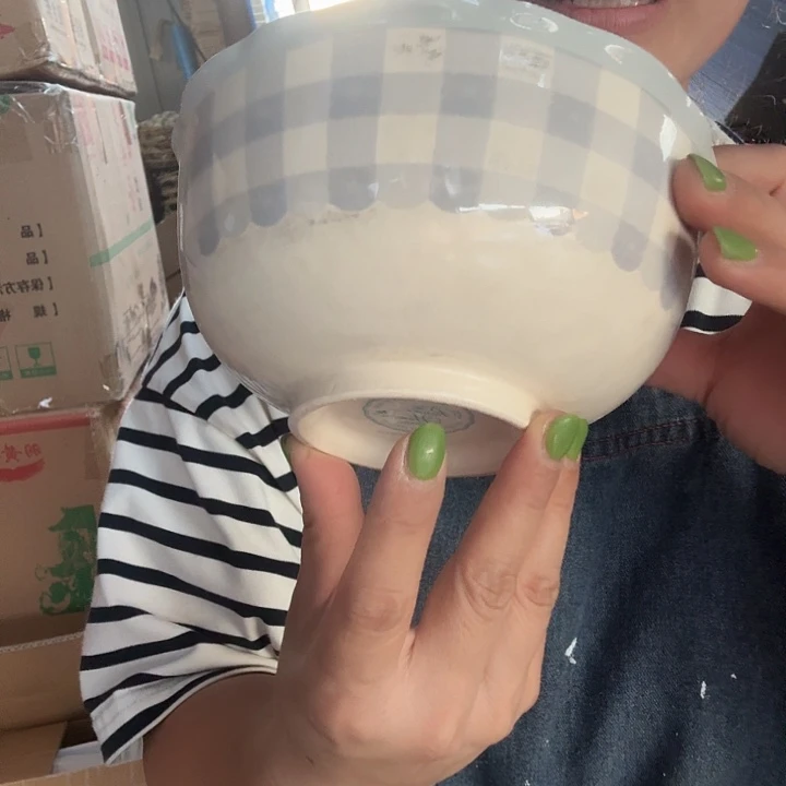 外贸尾单高温陶瓷微瑕格子面碗