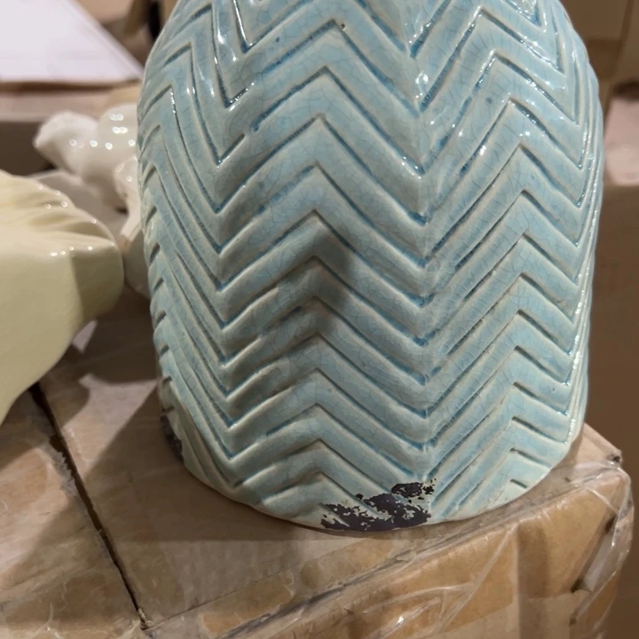 陶瓷花瓶摆件微瑕捡漏出