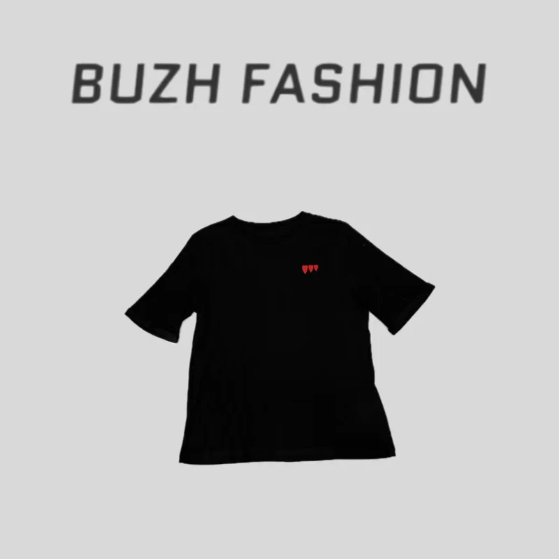 BUZH夏季新款极简爱心刺绣后背纽扣假开襟棉质宽松圆领短袖T恤