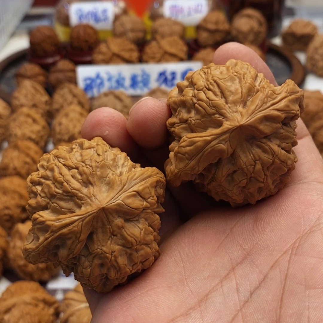 文玩核桃把件51尺 全品龙鼎 64