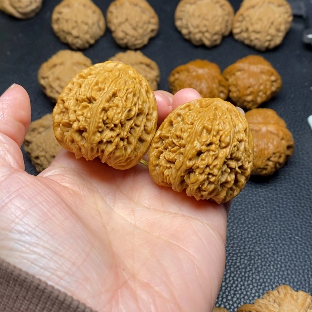 文玩核桃把件我***?南疆石