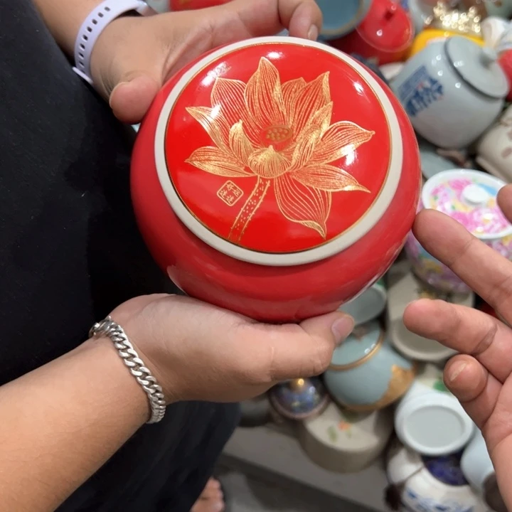 瑕疵福利品陶瓷茶叶罐介意勿拍
