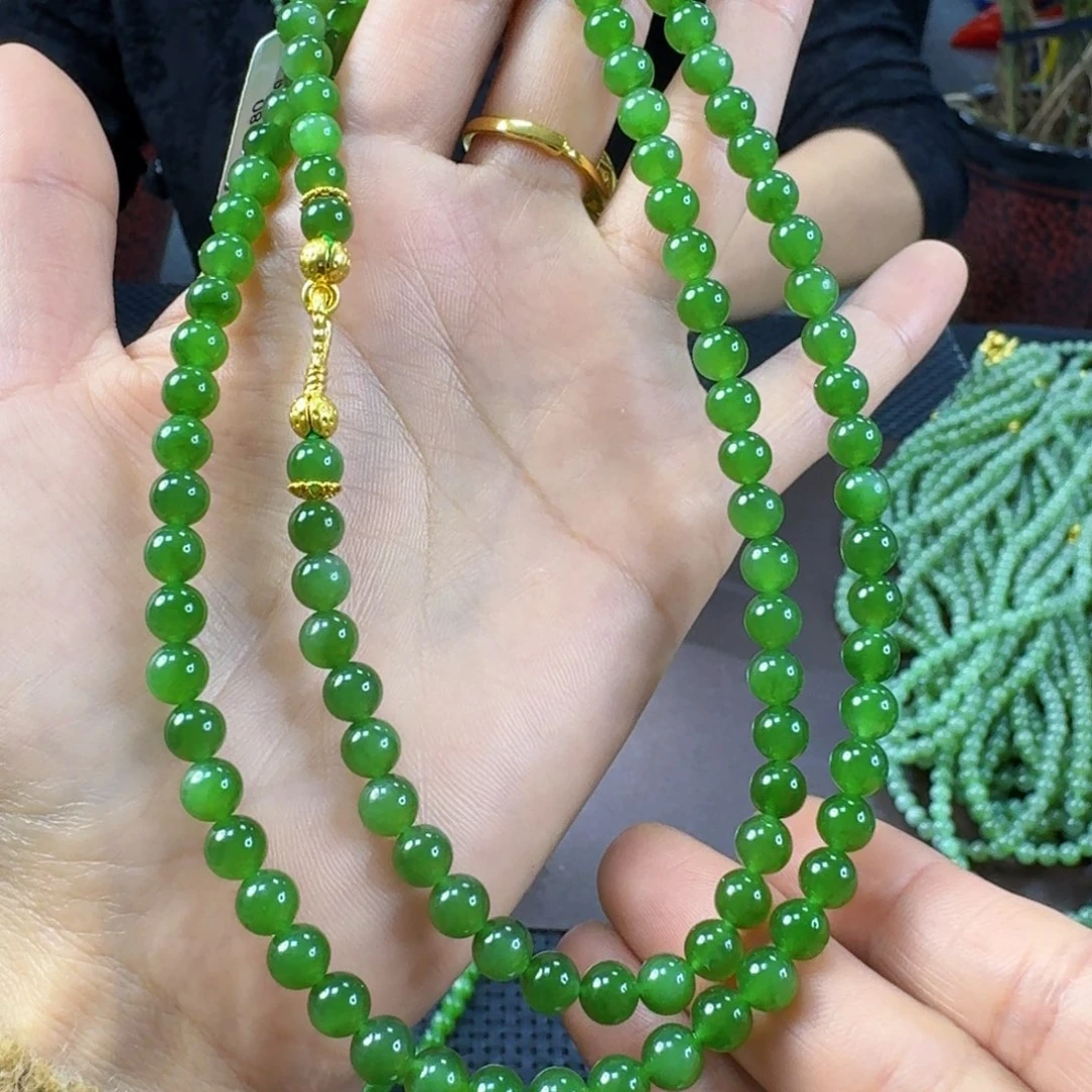 颈饰未镶嵌和田玉（碧玉）卡6