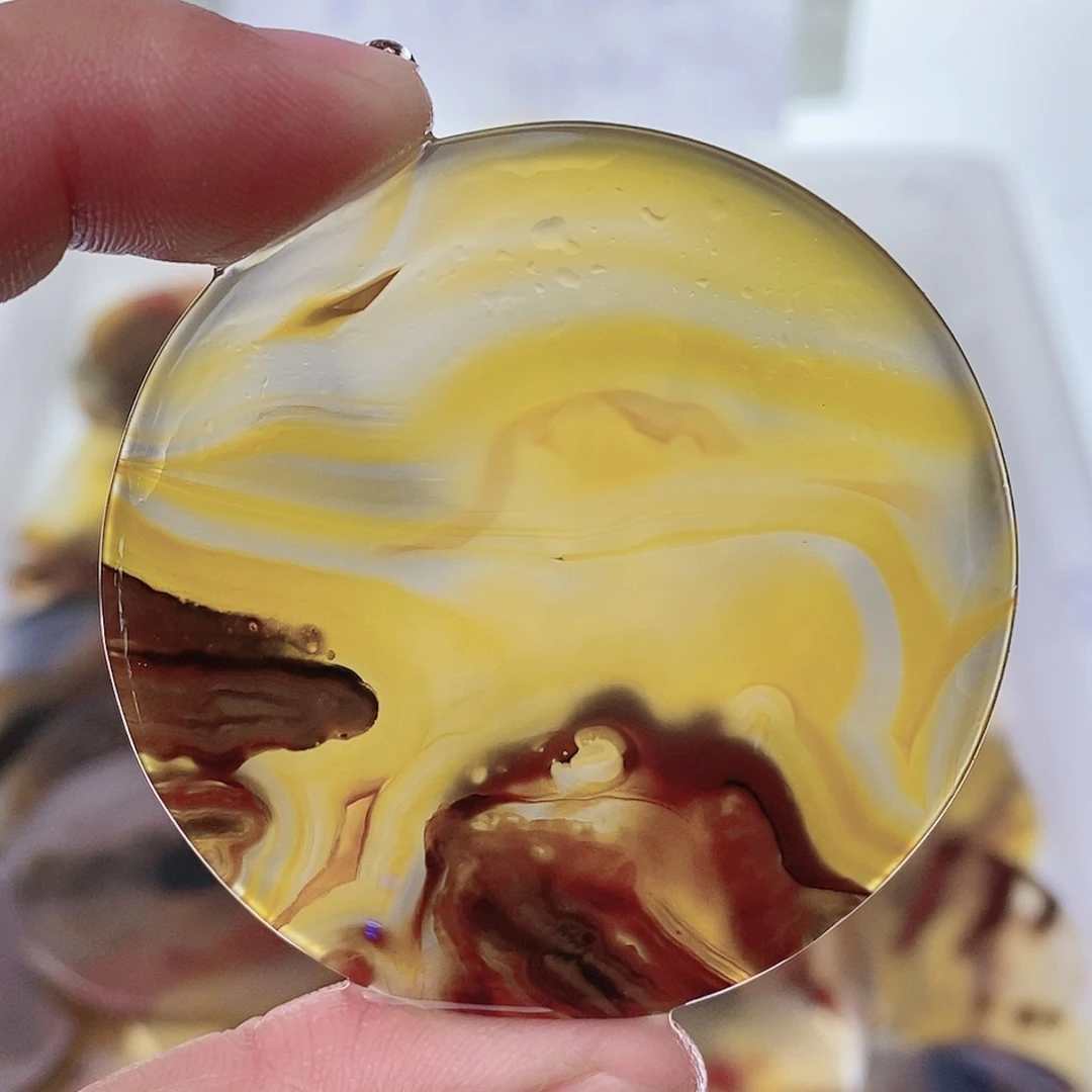 玛瑙/玉髓珠宝半成品未镶嵌金蟾纳福