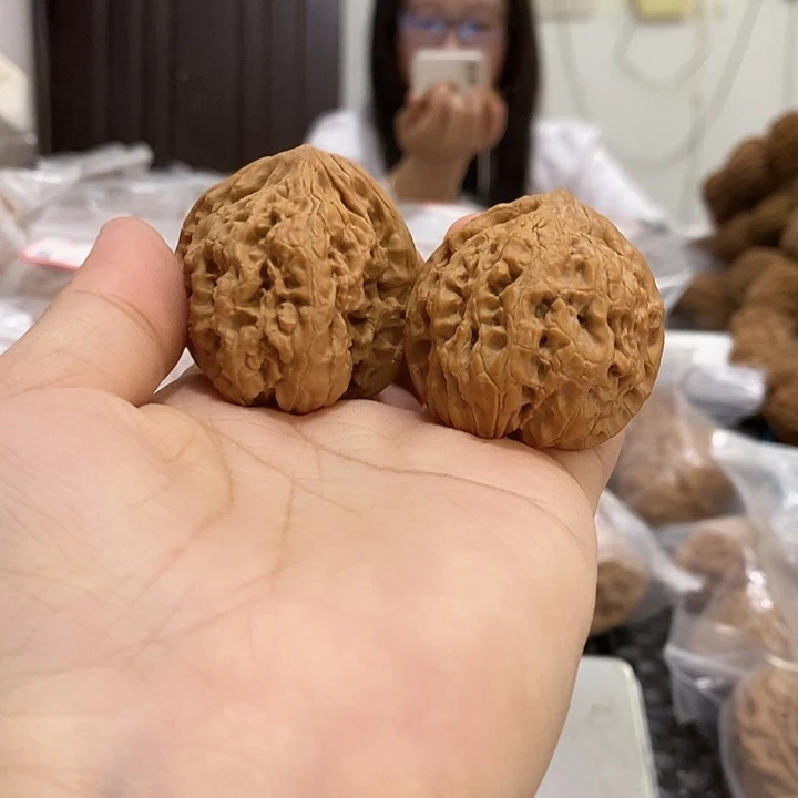 文玩核桃吊坠石头37