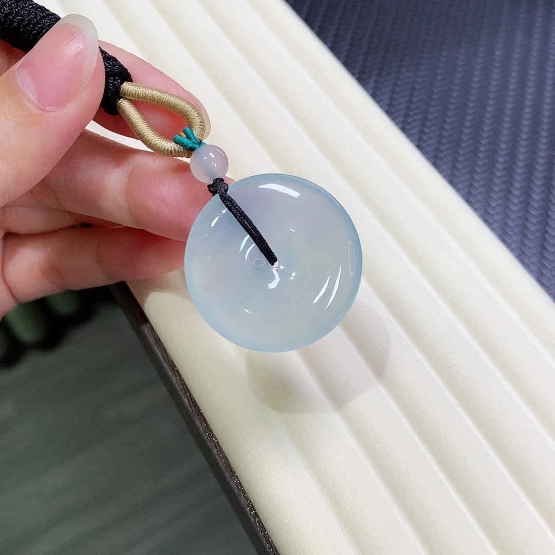 小***8翡翠未镶嵌颈饰30-6