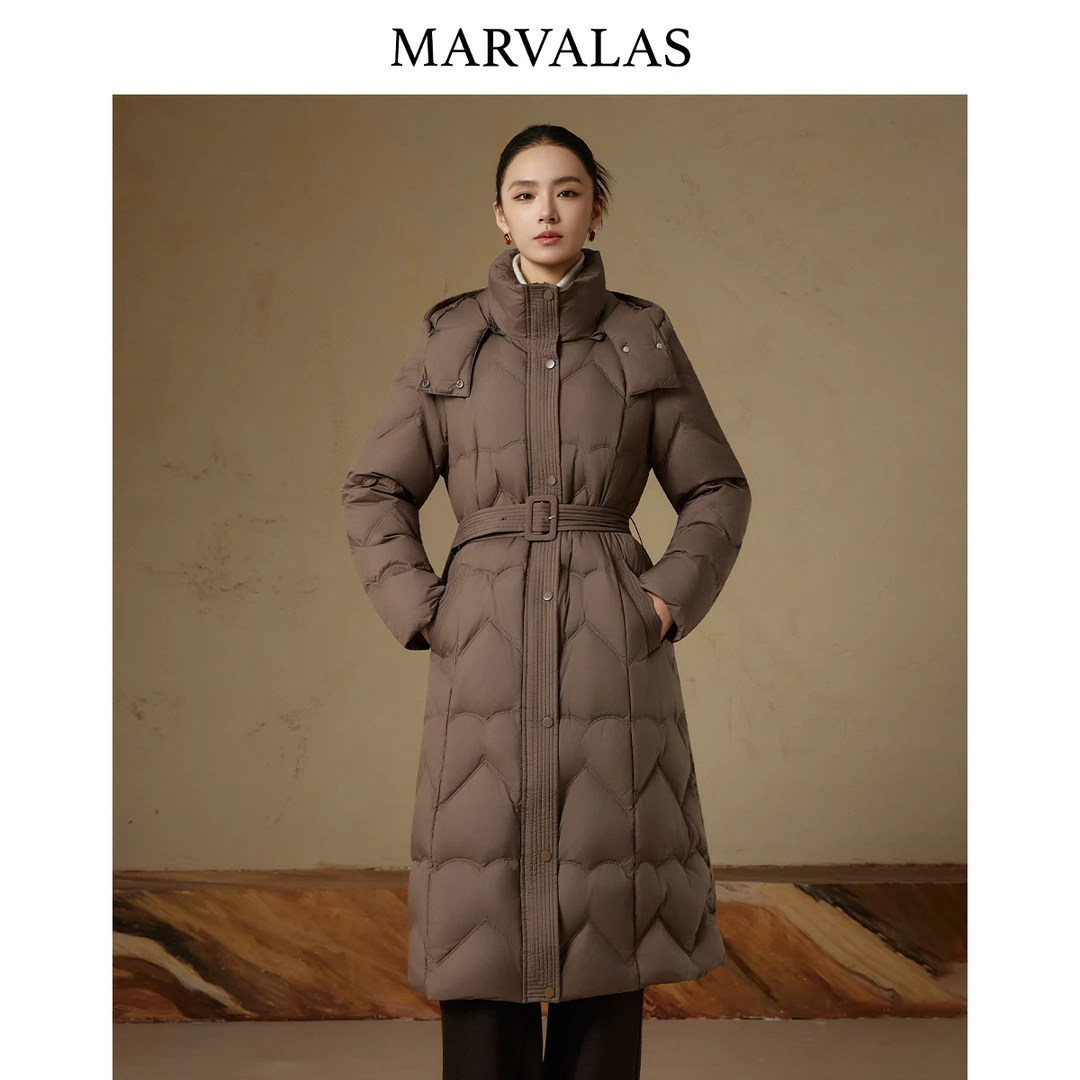 曼德诗长款冬季新款时尚连帽收腰设计百搭保暖外套154H0213
