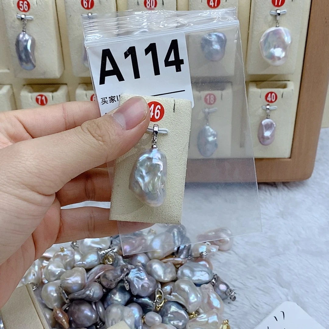 银S925镶嵌淡水珍珠颈饰