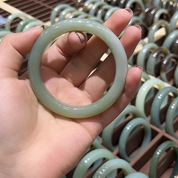 *****和田玉（糖玉）未镶嵌手链