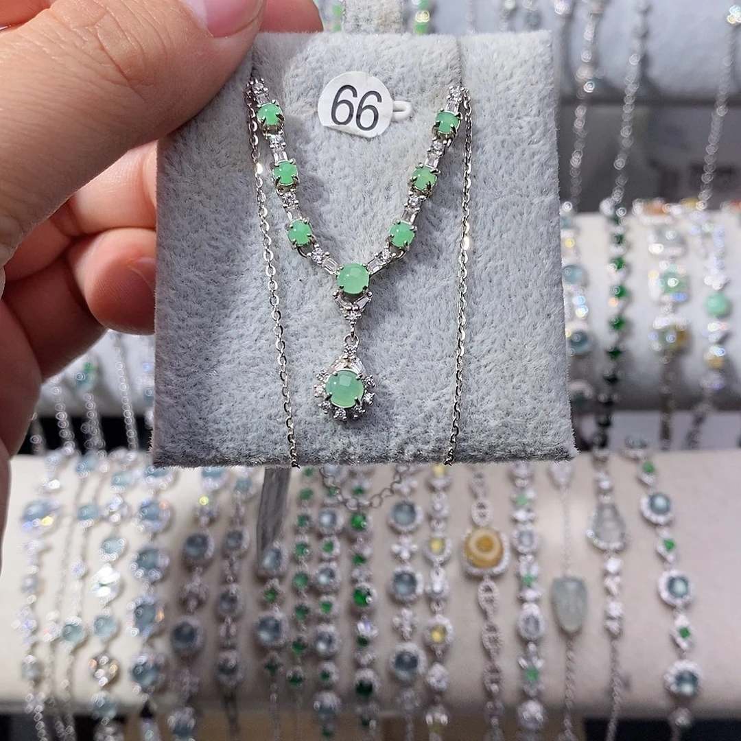 翡翠银S925镶嵌颈饰