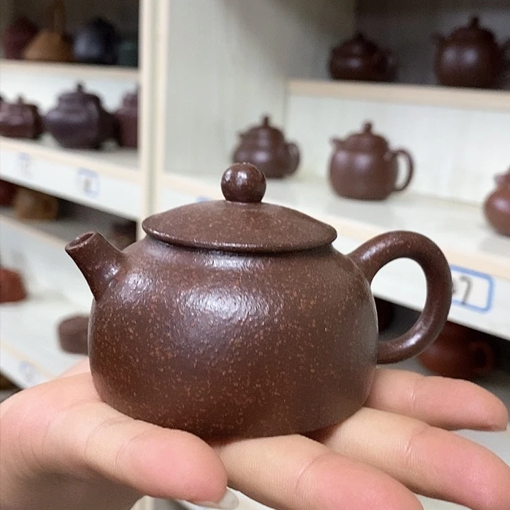 紫砂茶壶人反复沟通人