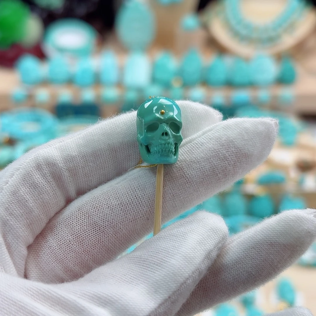 绿松石未镶嵌珠宝奇石