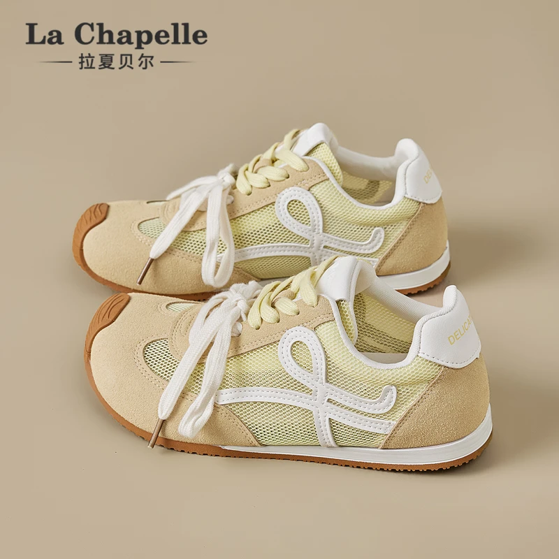 拉夏贝尔透气小白鞋女2025新款夏季柠檬黄薄款网面休闲德训板鞋女