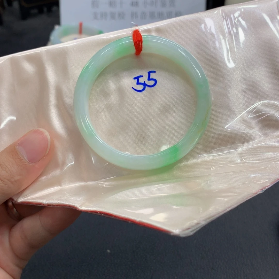 未镶嵌手镯翡翠翡翠手镯