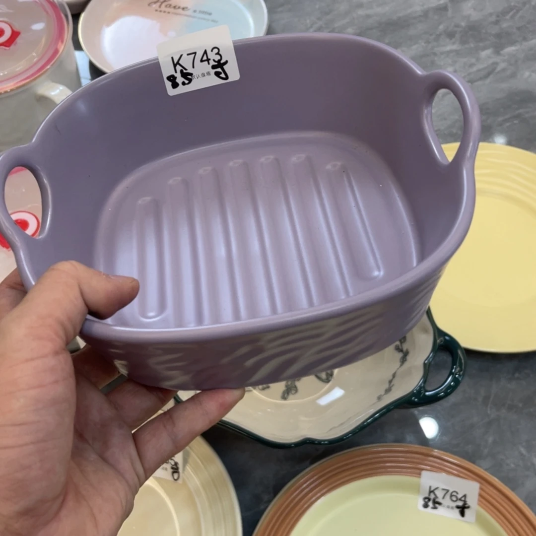 陶瓷微瑕餐具介意勿拍，满18飞！