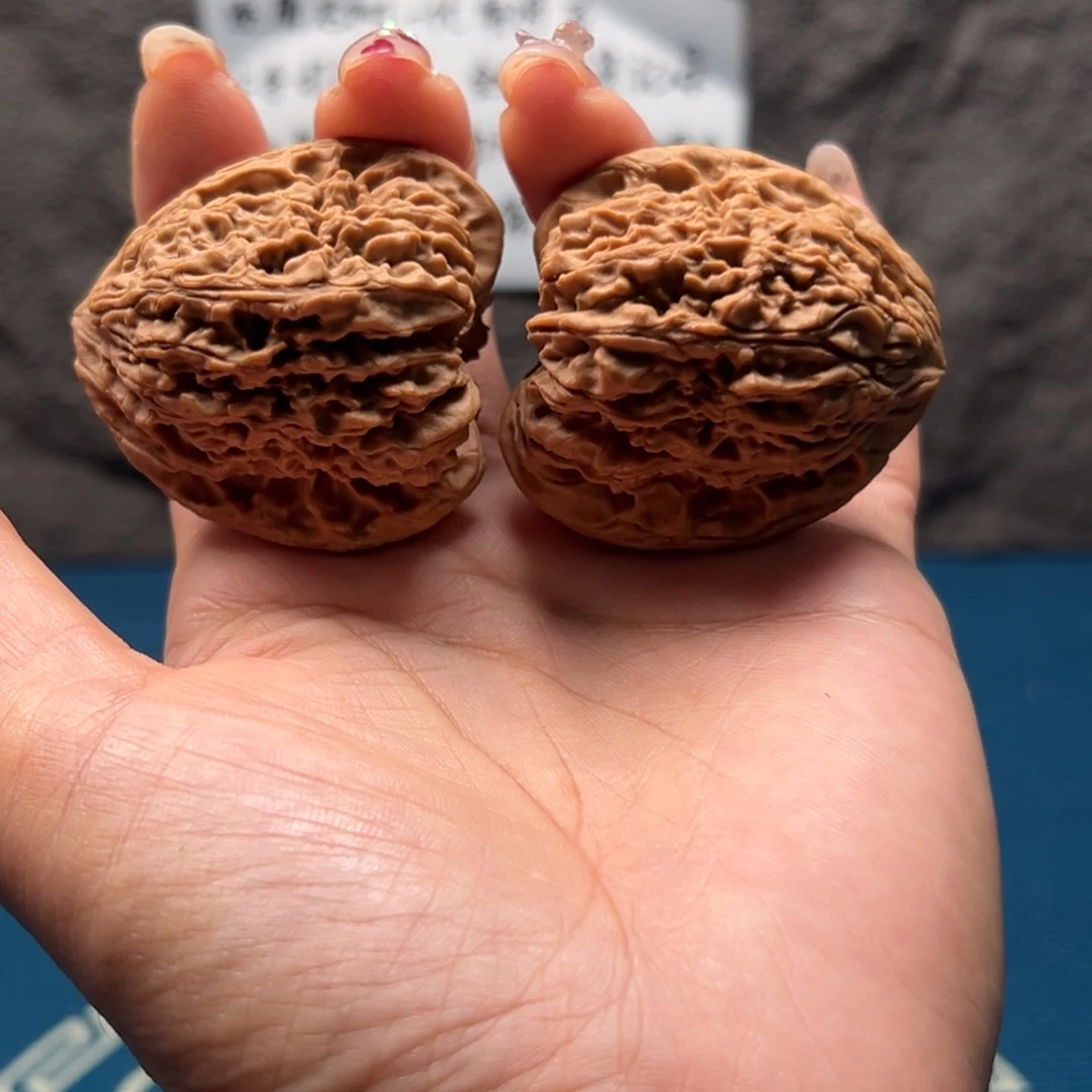 羔***羊文玩核桃把件南疆43尖下黄