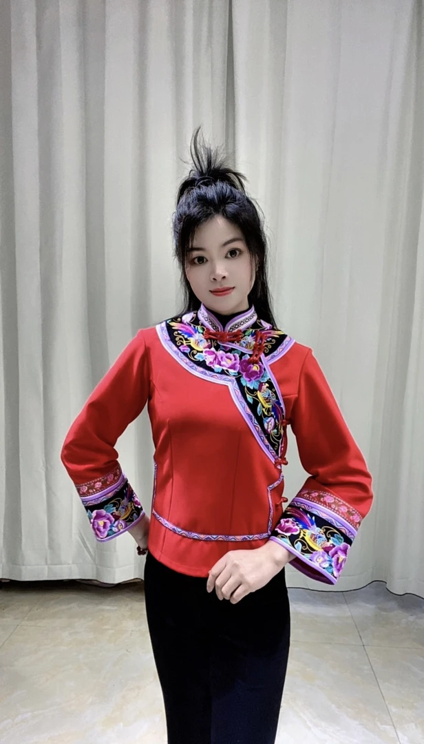 2025新款重工艺刺绣 壮族苗族布依族少数民族服饰