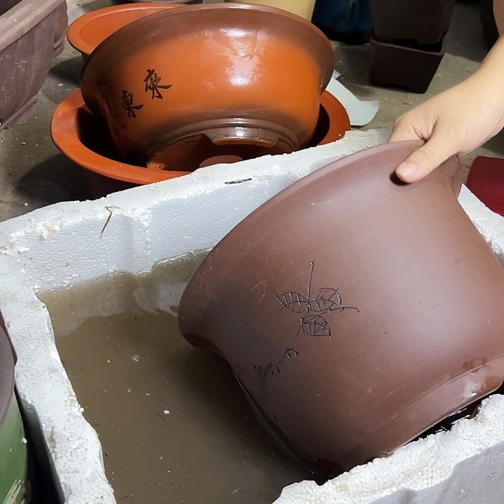 宜兴紫砂花盆30平角金钟