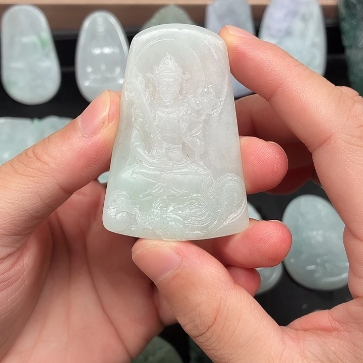 未镶嵌定制翡翠御龙虚空藏