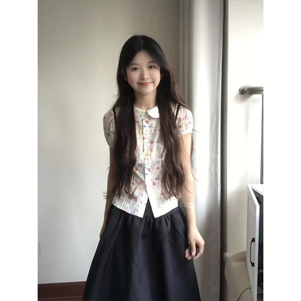 甜美温柔复古碎花短款泡泡袖衬衫女夏季新款收腰显瘦上衣裙子套装