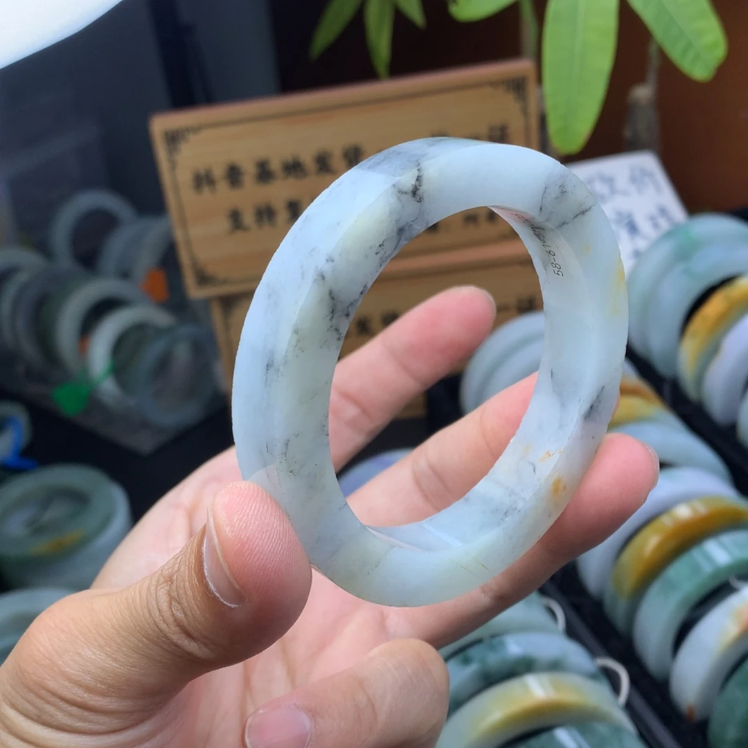 未镶嵌定制手镯定制翡翠定制手镯