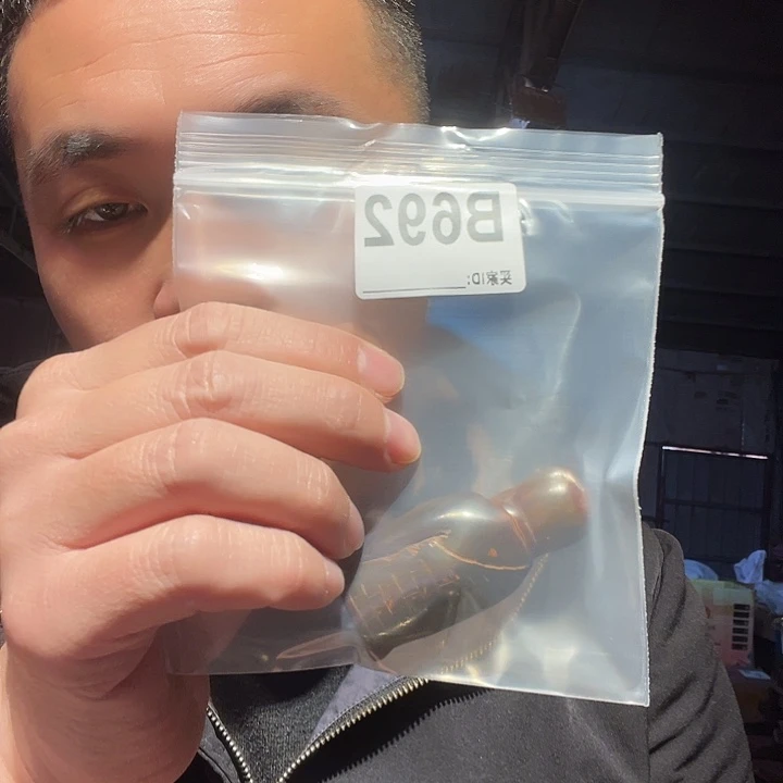 周***星大叶紫檀（黑酸枝木类）692