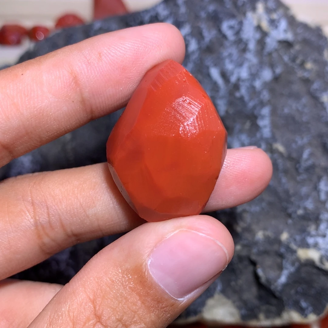 南红玛瑙未镶嵌满肉老型14×13保大做微纹