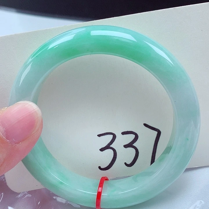 翡翠未镶嵌手镯翡翠