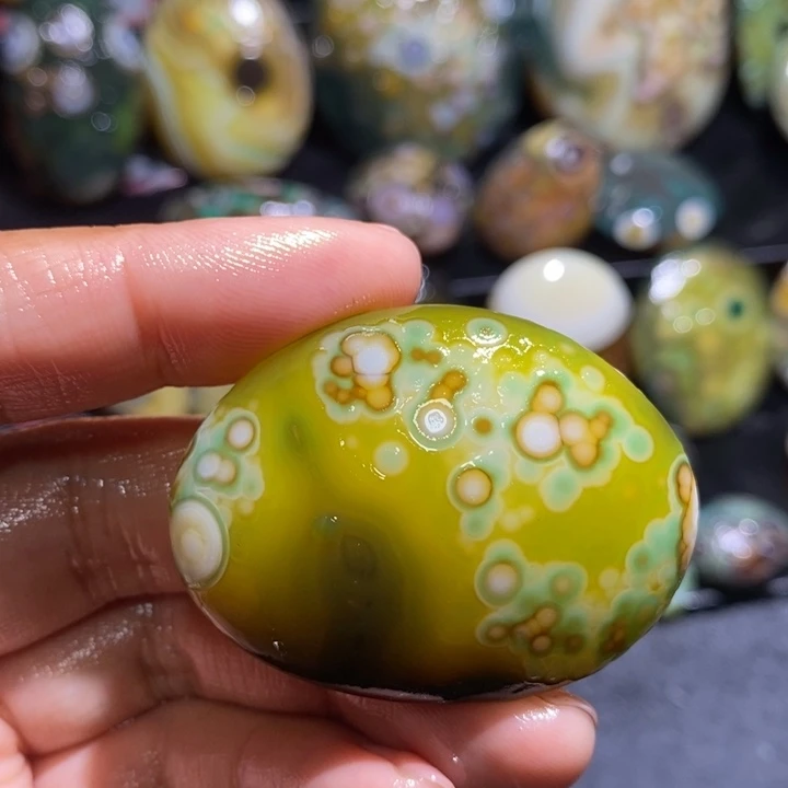 未镶嵌玛瑙/玉髓珠宝奇石