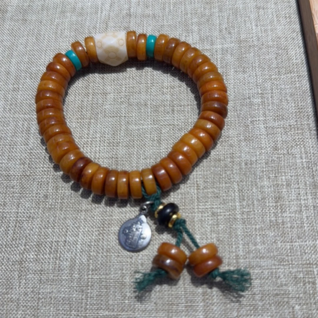 非金属树脂手链 新款牛骨文玩设计款