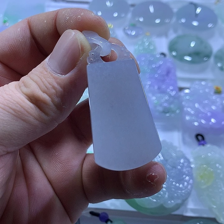 翡翠未镶嵌颈饰天然翡翠A货吊坠