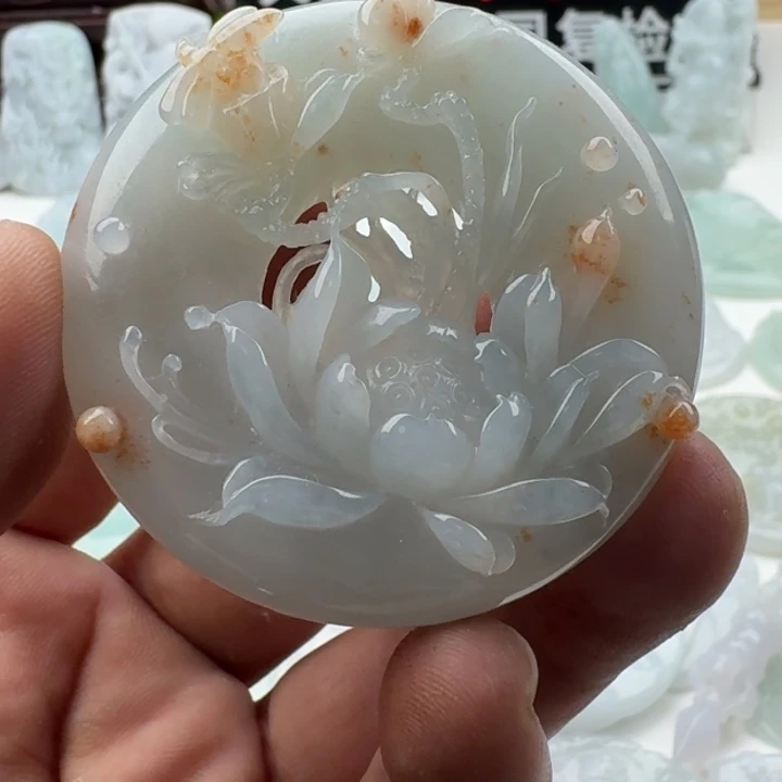 翡翠未镶嵌颈饰天然缅甸A货翡翠