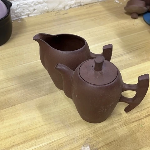 微瑕，不能明火，泡茶壶，奶壶一套瘦款