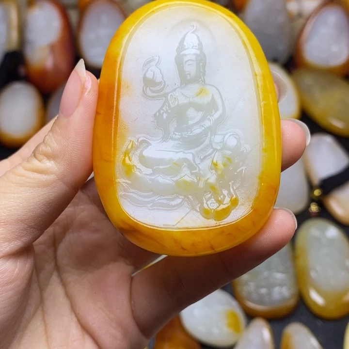 和田玉未镶嵌颈饰