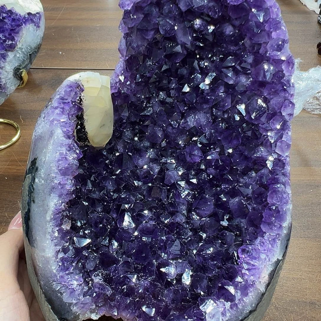晶体大型摆件未镶嵌开****仔