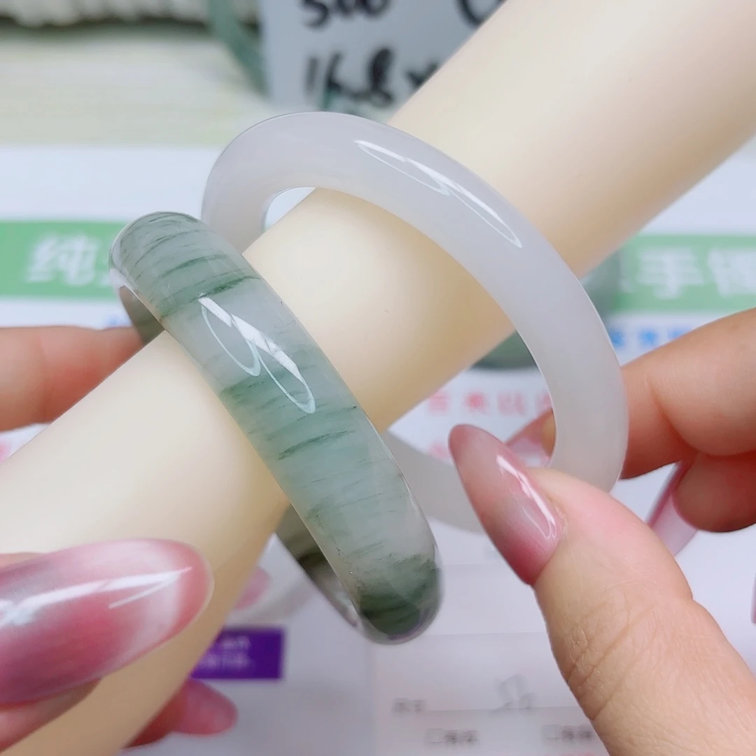 未镶嵌手镯石英质玉40/5655