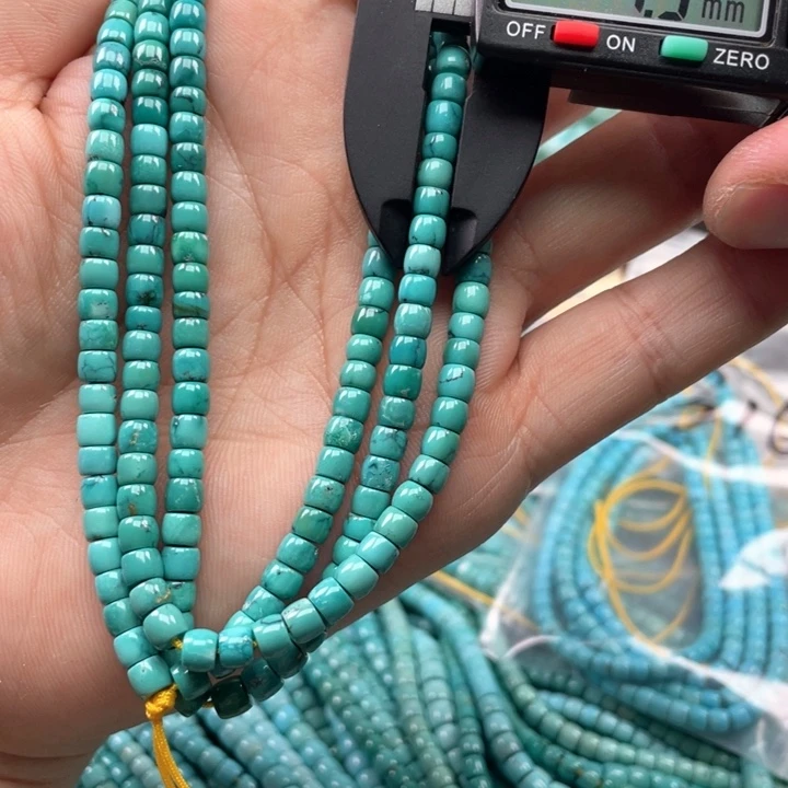 绿松石颈饰未镶嵌