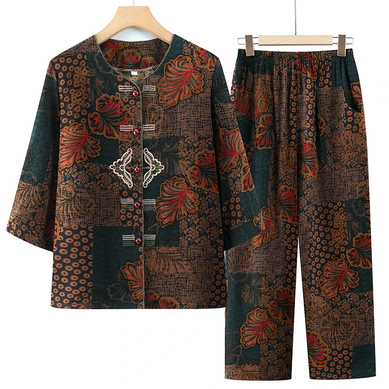 中老年女装夏季新款休闲套装老人衣服大码妈妈装绣花奶奶装两件套