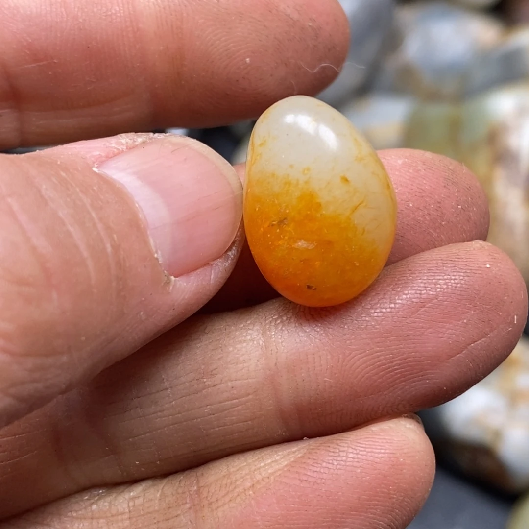 和田玉（糖玉）挂件未镶嵌