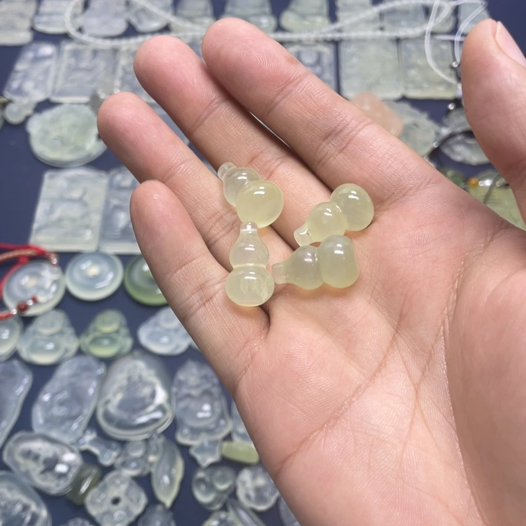 岫玉未镶嵌多样性随机发一