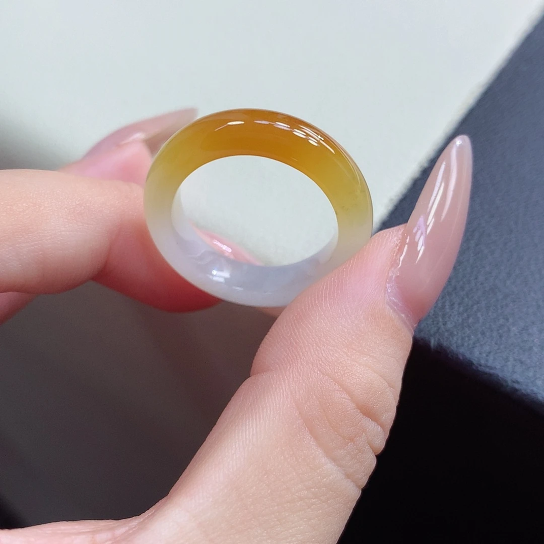 翡翠未镶嵌戒指20号