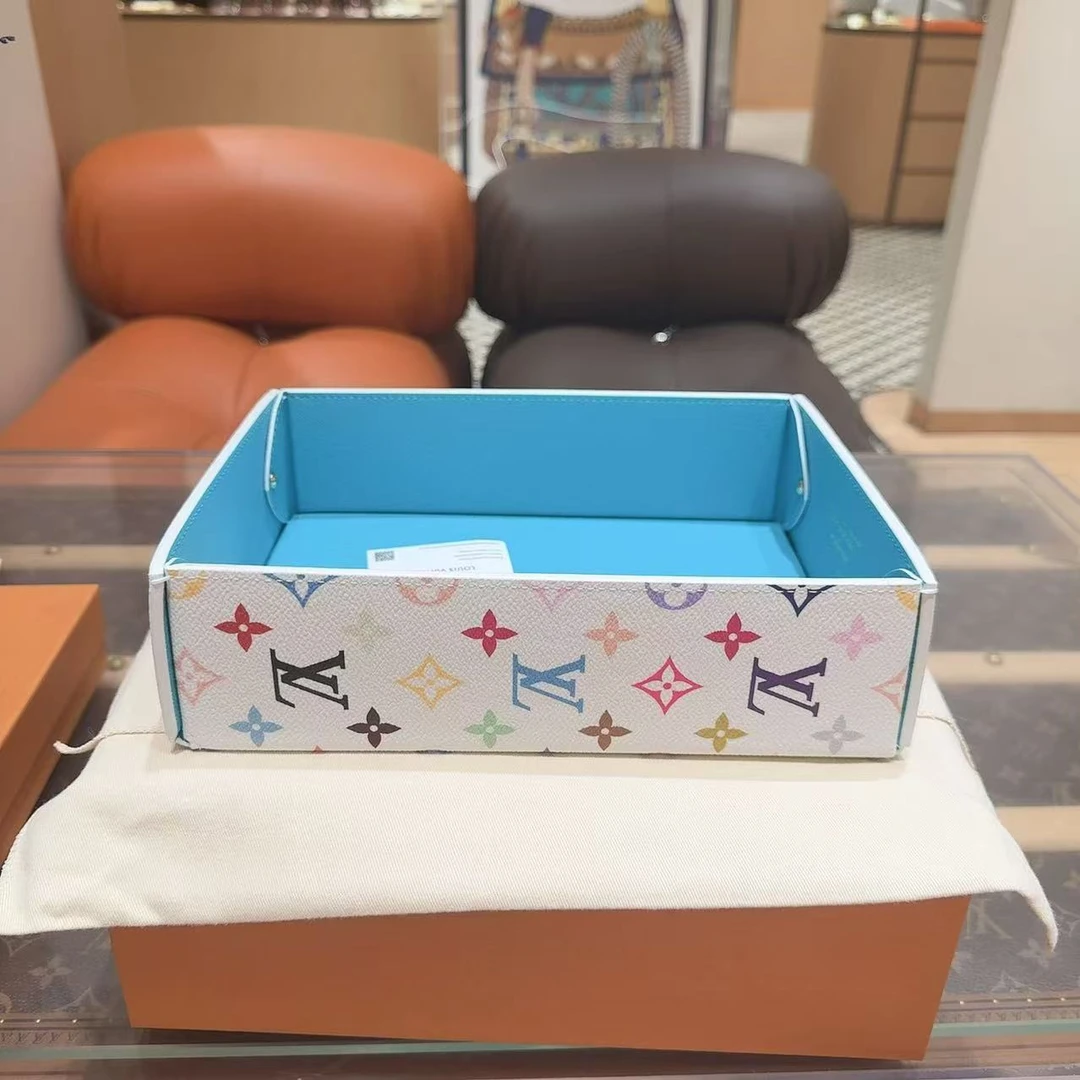 全新未使用 LouisVuitton/路易威登 白三彩/蓝色/中号/置物盒