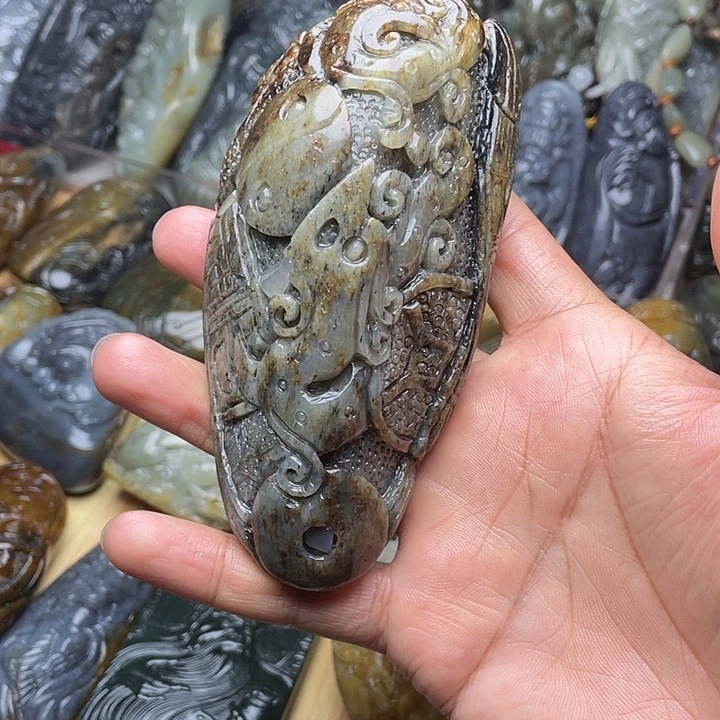 和田玉未镶嵌挂件