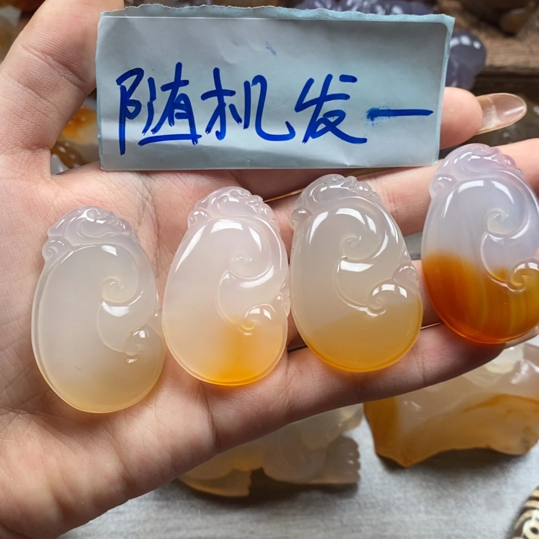 玛瑙/玉髓未镶嵌颈饰